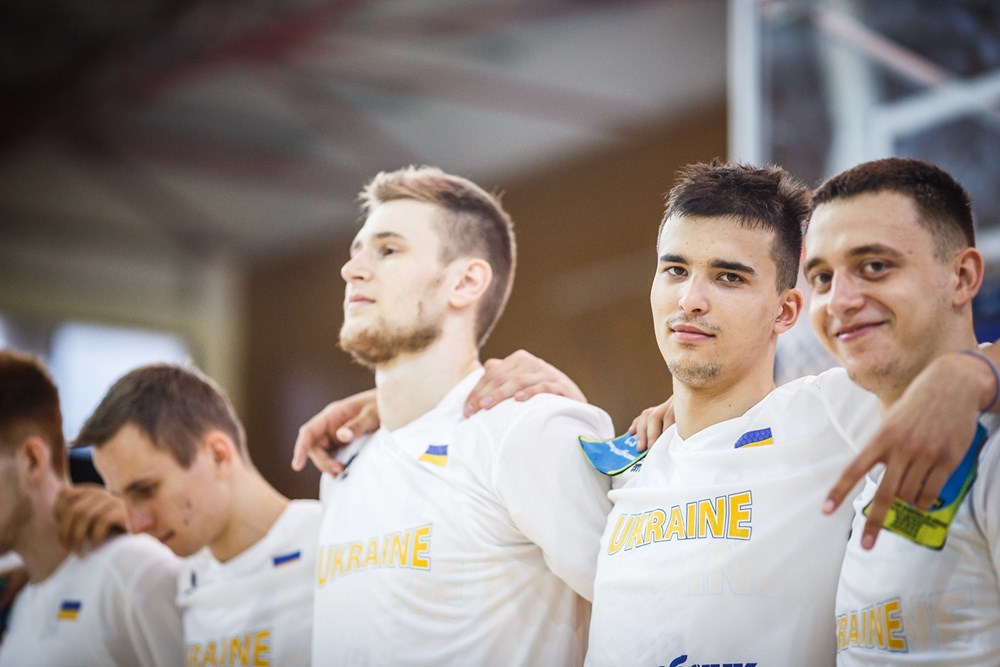 Україна проти Чорногорії: відеотрансляція матчу чемпіоната Європи за 9-12 місця